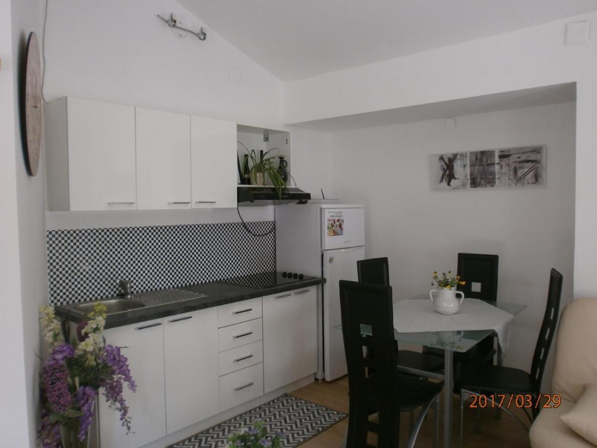 Apartments With A Parking Space Samobor, Prigorje - 12869 Εξωτερικό φωτογραφία